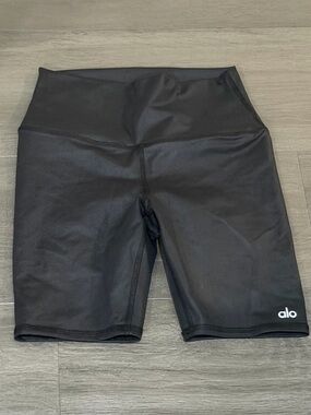 ALO Yoga Black High-Rise Bike Shorts